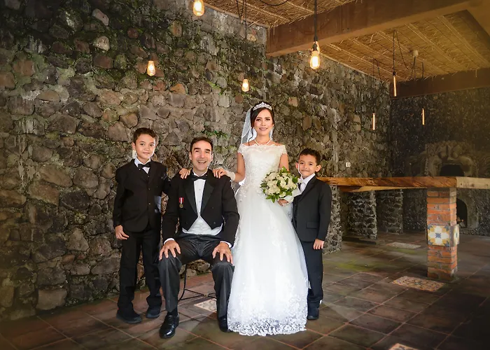 Villa Avalon Castle & Ubud (Bali)